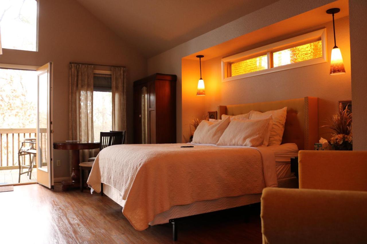 The Grand Treehouse Resort Eureka Springs Bagian luar foto