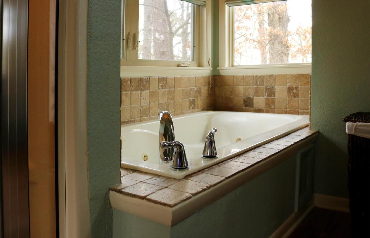 The Grand Treehouse Resort Eureka Springs Bagian luar foto