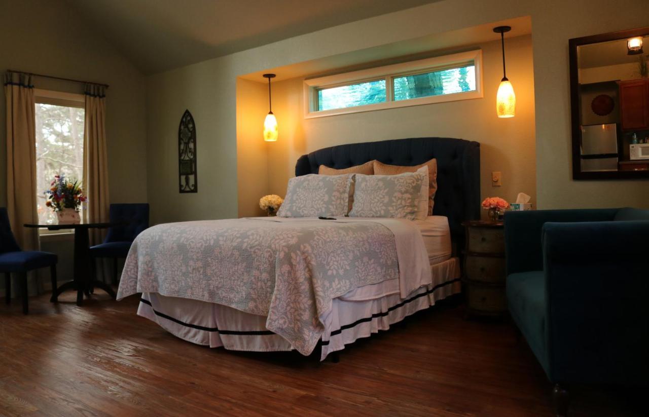 The Grand Treehouse Resort Eureka Springs Bagian luar foto
