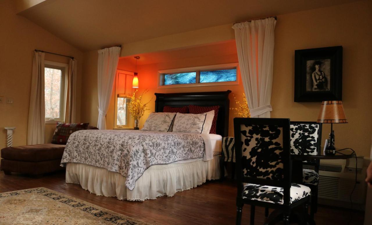 The Grand Treehouse Resort Eureka Springs Bagian luar foto