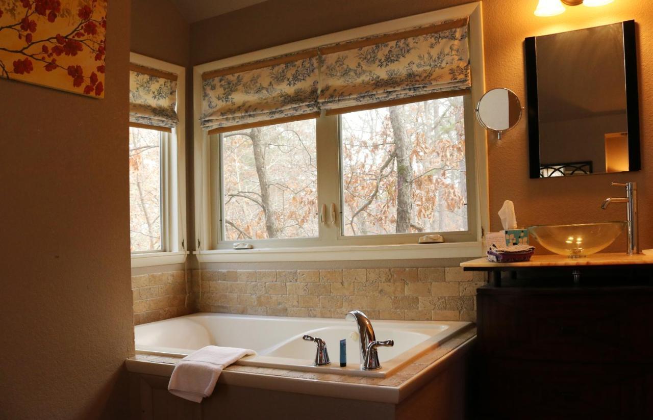 The Grand Treehouse Resort Eureka Springs Bagian luar foto